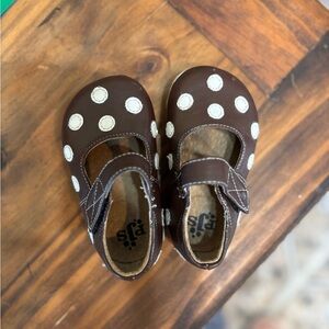 Pjs Puddle Jumpers
Brown Polka Dot Maryjane’s 
size 3
 shoe